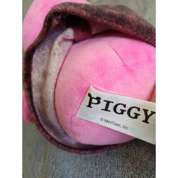2021 8" Roblox PIGGY Stuffed Animal Plush Figure Toy Series 1 Collectible Pink - Picture 4 of 5